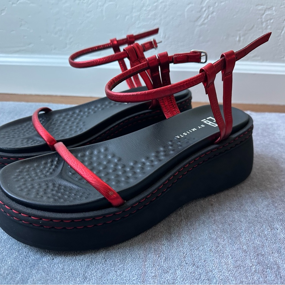 E8 by Miista Red Strappy Platform Sandals